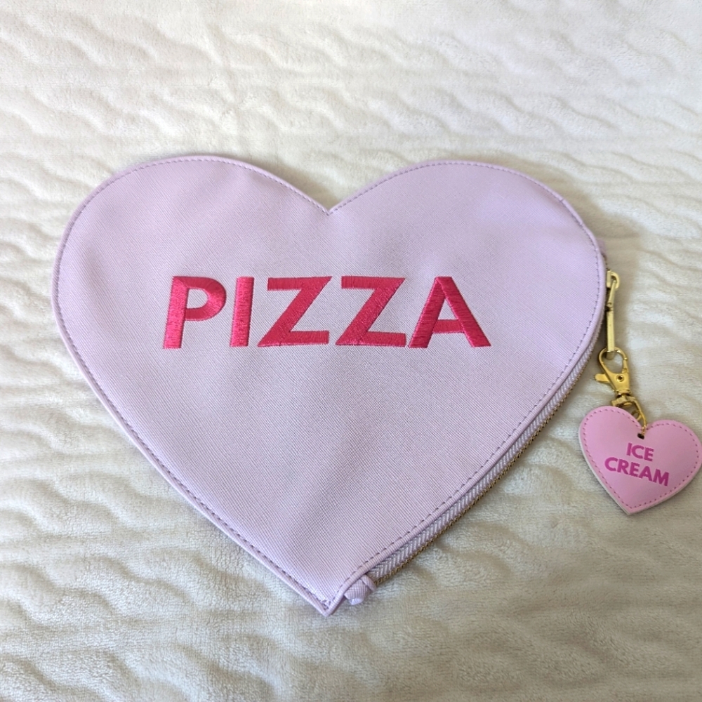 Studio DIY Heart-Shaped Clutch – Pizza & Ice Cream Edition